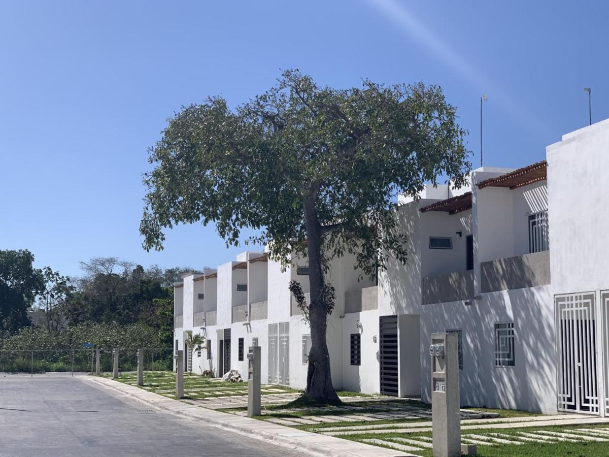 La Casa Del Arbol -4Bed 3 Bath Villa ปัวร์โตโมเรลอส ภายนอก รูปภาพ
