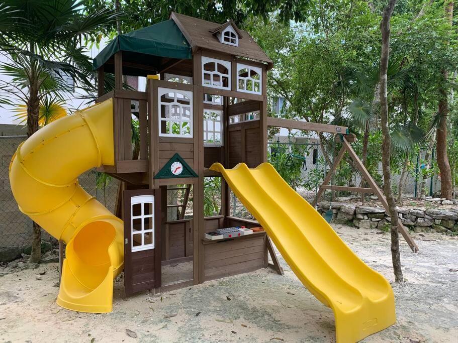 La Casa Del Arbol -4Bed 3 Bath Villa ปัวร์โตโมเรลอส ภายนอก รูปภาพ